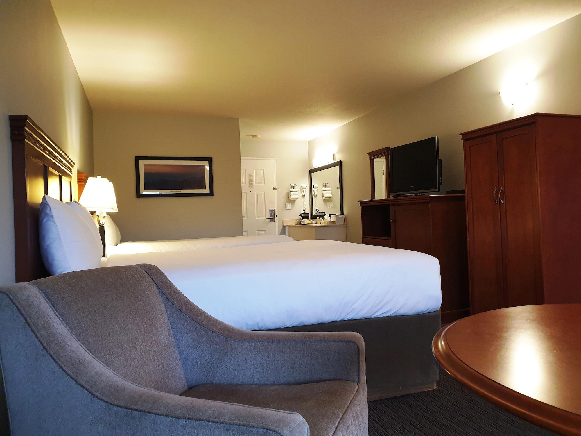Riverland Inn & Suites Kamloops Dış mekan fotoğraf