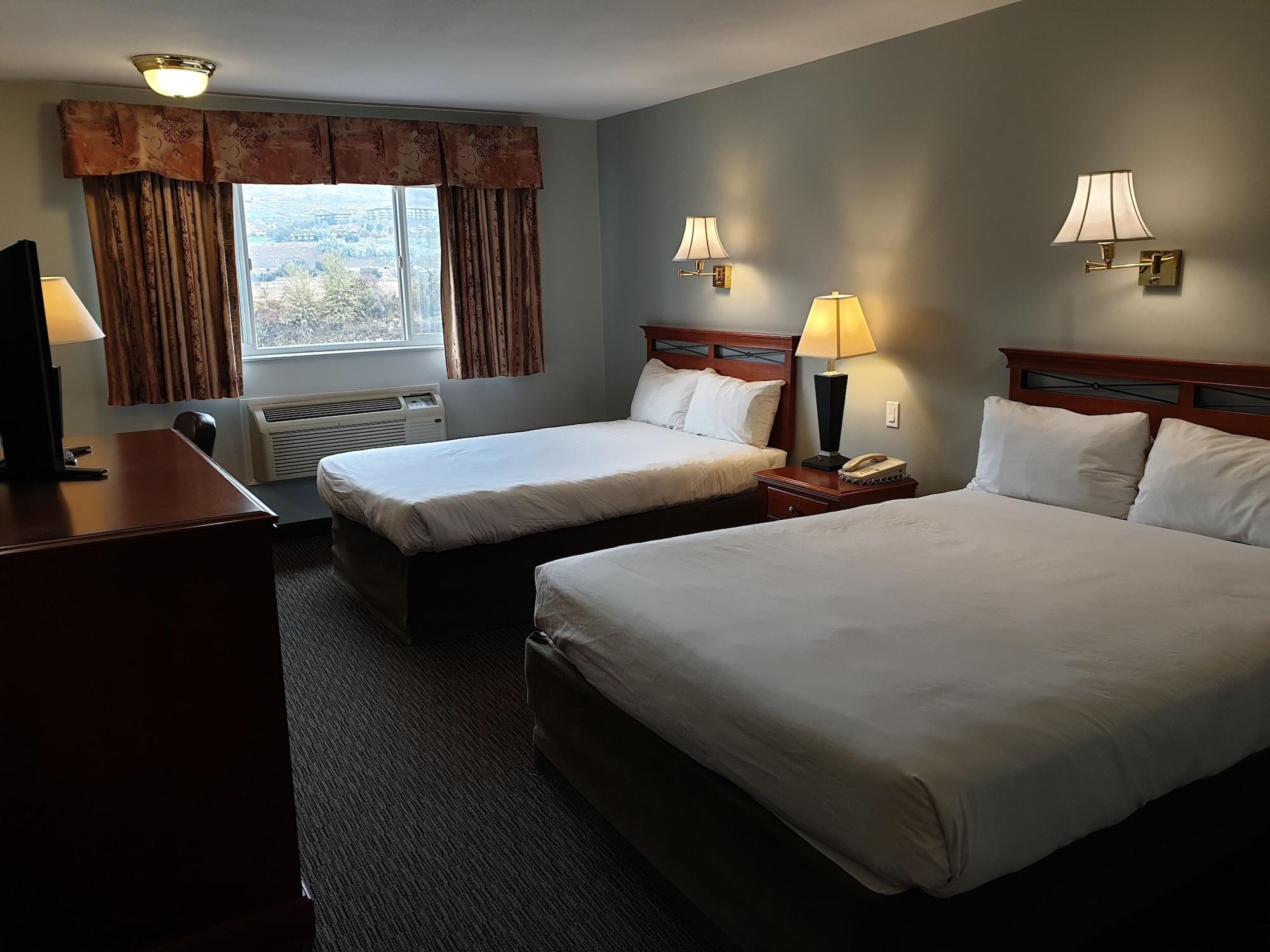 Riverland Inn & Suites Kamloops Dış mekan fotoğraf