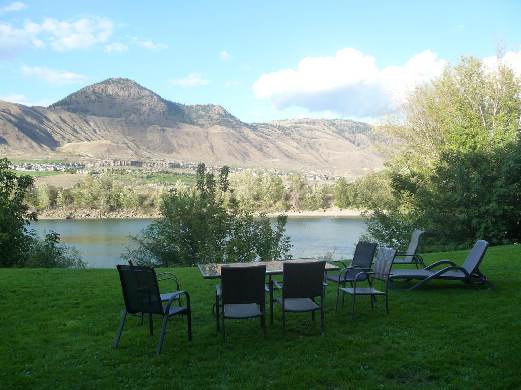 Riverland Inn & Suites Kamloops Dış mekan fotoğraf
